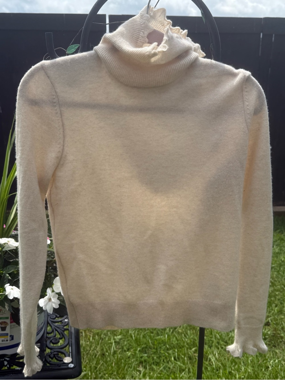Ulla Johnson 100% Cashmere Ivory Ruffle Turtleneck Sweater Size L